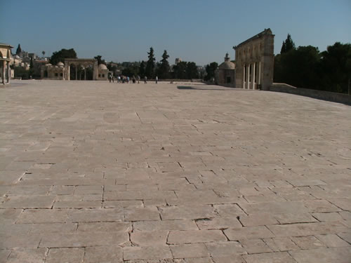 Jerusalem Temple Layout. The Temple Mount pavement
