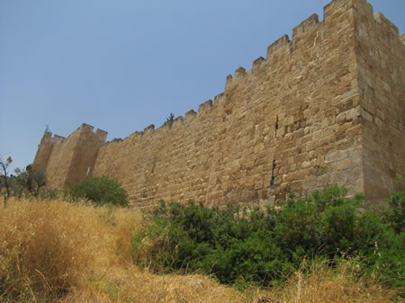South wall and the Southeast corner (right side) of the Temple Mount. 