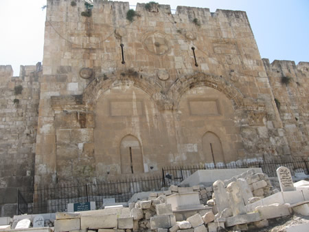 Robinson's Arch, Jerusalem