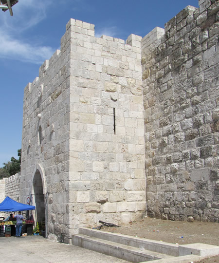 Robinson's Arch, Jerusalem