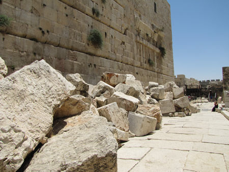 Fallen stones from 70 AD temple destruction in Jerusalem by Romans, Rome, Titus, western wall road, ashlar, fallen, stones, Toni Wiemers