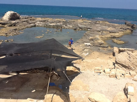 RobHerod's Palace at Cesarea in the Mediterranean Sea