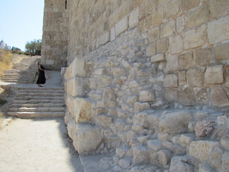 aqueduct on southern wall of Jerusalem's old city from time of Herod and the New Testament