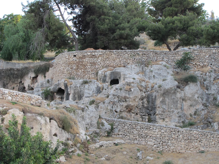 Tombs in Hiinnom