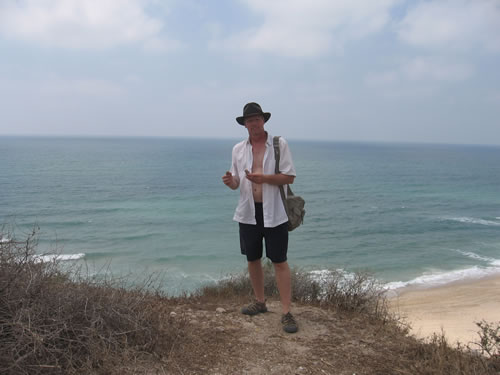 Galyn Wiemers in Ashkelon with Potsherds he found there