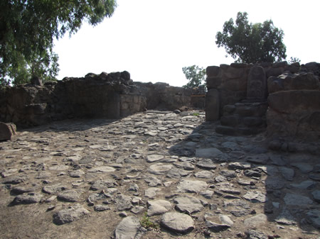 Geshur East Gate with standing stone, high place, stela and basin and basalt pavement
