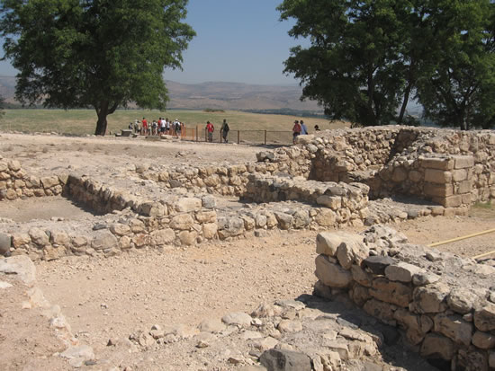 This is one side (three chambers) of a six chamber gate at Hazor.  Firist Kings 9:15 says Solomon built these at Hzor, Megiddo and Gezer.  We saw all three of them.