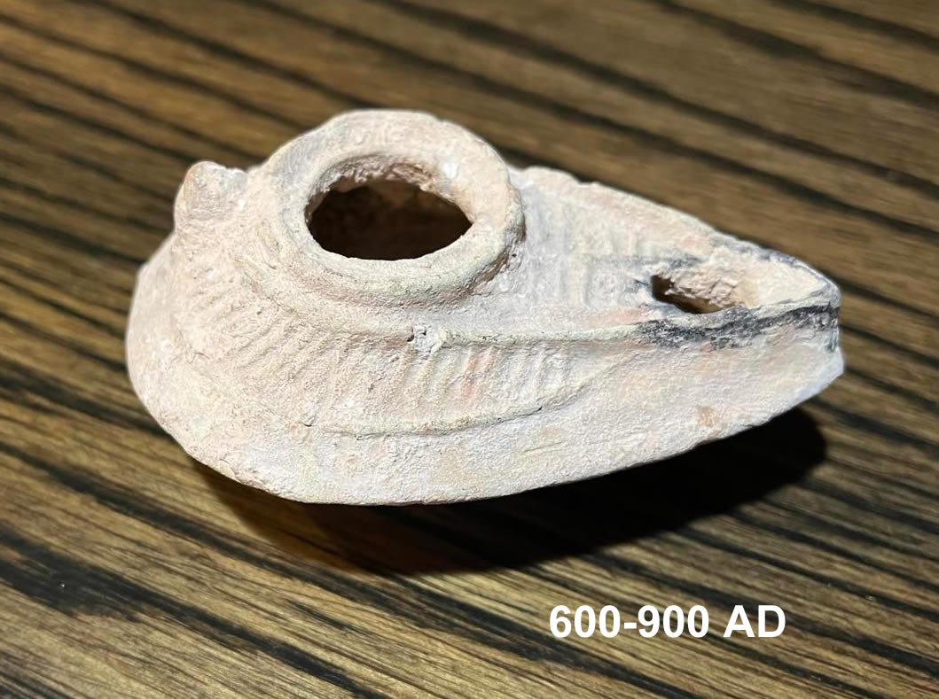 ancient oil lamp 600-900 AD