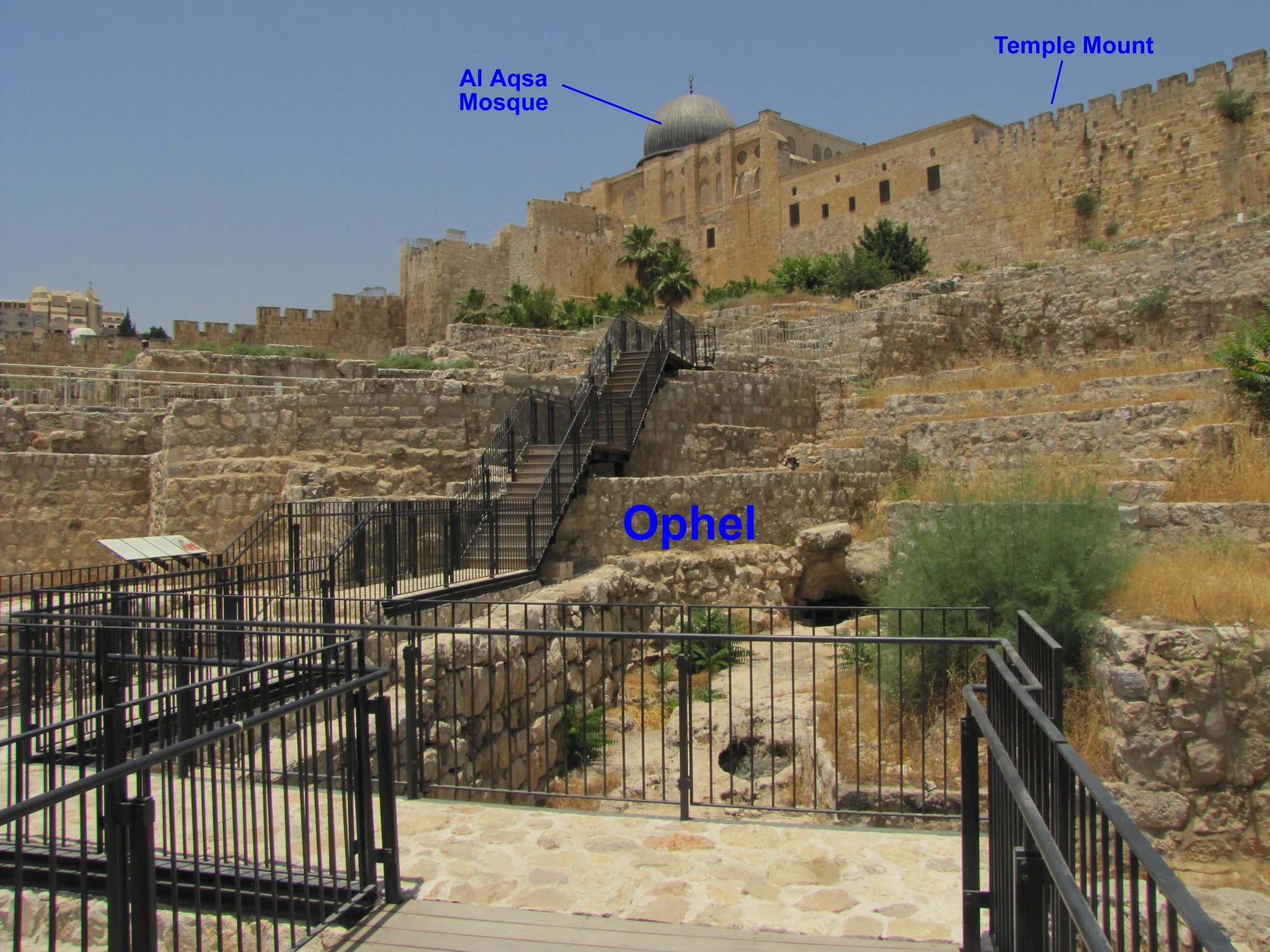 Ophel, Solomon's Wall, 950 BC four chamber gate system, Royal structure, straight wall